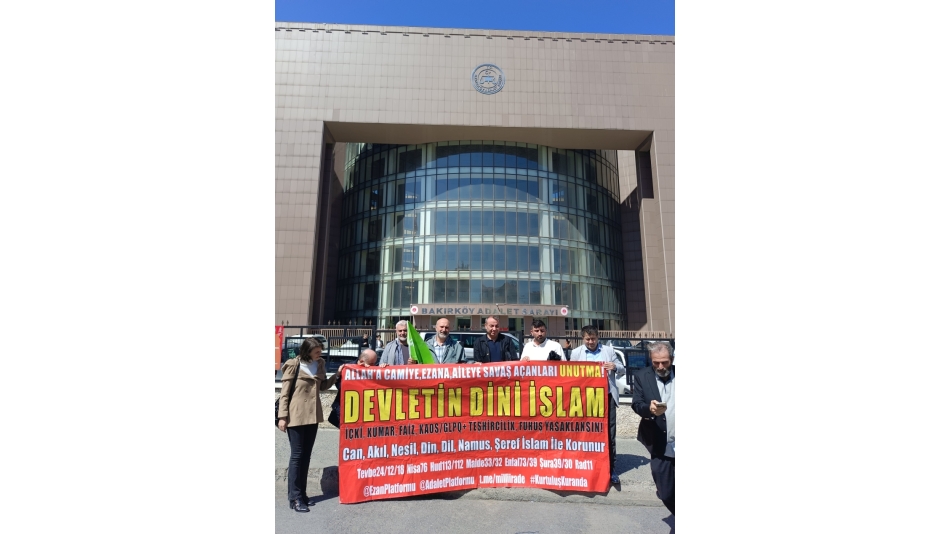 FESDER Kadrosu ve gönüllüleriyle Yazar Ahmet Arıkan'ın 'Zavallı Kemalist' yazısıyla ilgili açılan 5816 davasına, FESDER Kadrosu gönüllüleri ve avukatlarımızla katılım sağladık. FESDER Misyonu gereği 5816 davalarına müdahil olma, müdaafa etme, verilen keyfi cezaları bozmak üzere üst mahkemelere iti